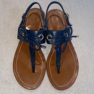 Kate Spade navy leather t-strap sandals with leather bows with gold tip Sz 8